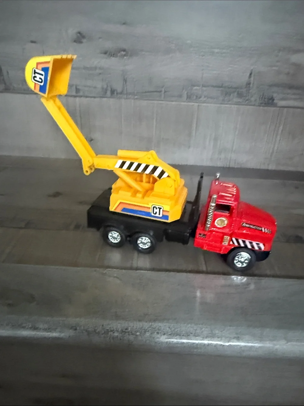 Kinsmart Kids Construction & Fire Truck Playset - Blue, Red, Yellow